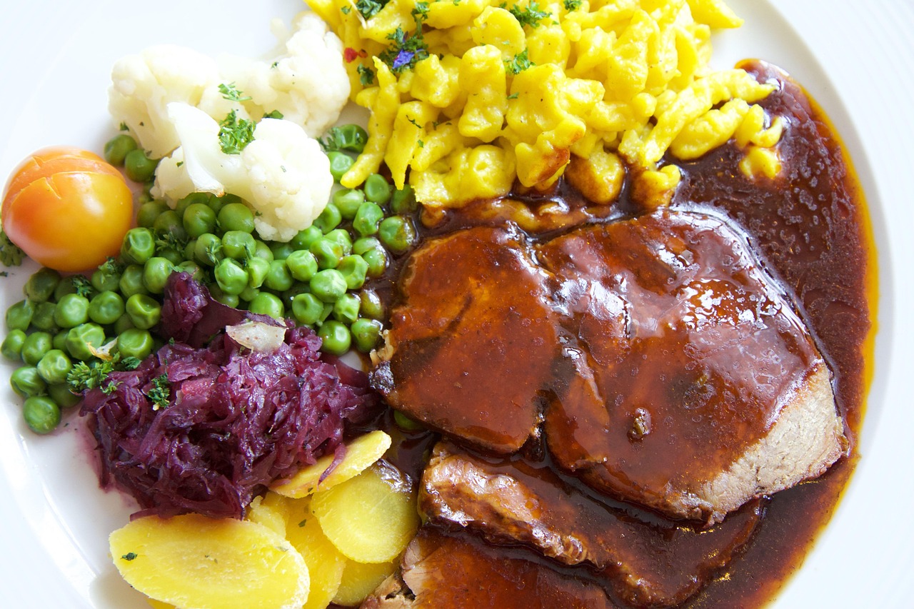 leckere und traditionelle sp&auml;tzle, die schw&auml;bische spezialit&auml;t &ndash; einfach zuzubereiten und perfekt als beilage oder hauptgericht.