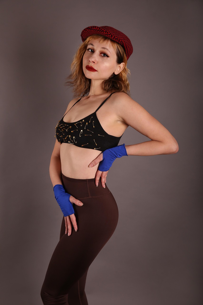 entdecken sie vielseitige styling-tipps f&uuml;r leggings &ndash; von l&auml;ssig bis elegant, perfekt f&uuml;r jeden anlass und stil.